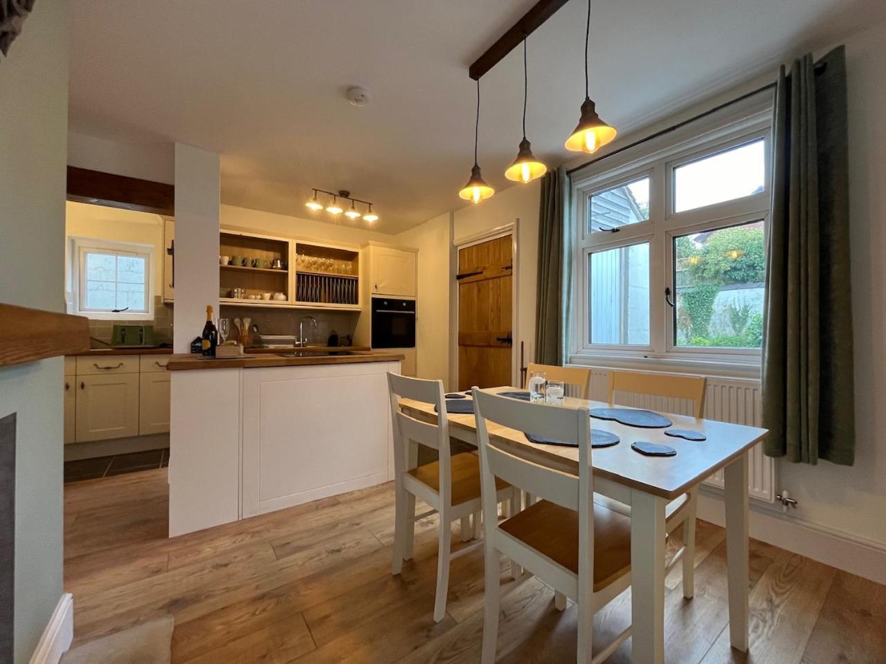 One Jubilee Cottages Shugborough Bagian luar foto