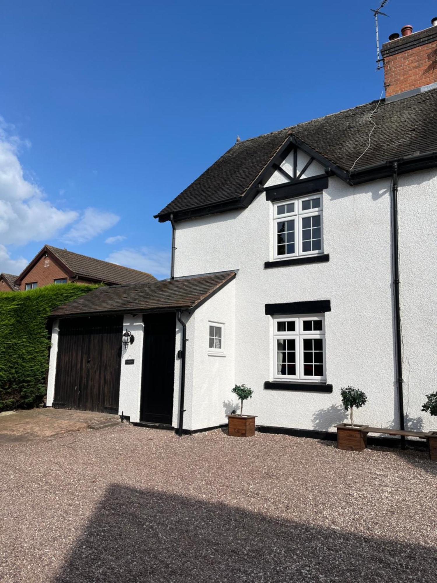 One Jubilee Cottages Shugborough Bagian luar foto